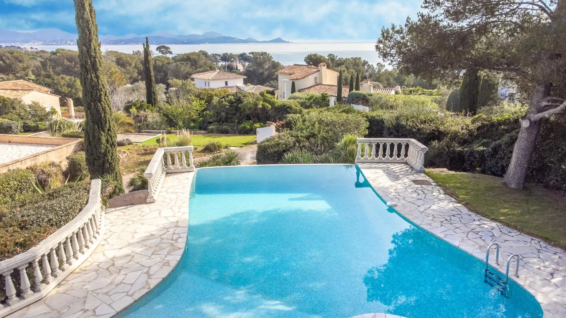 Holiday Home L'Escarpe Des Arbousiers By Interhome Saint Aygulf